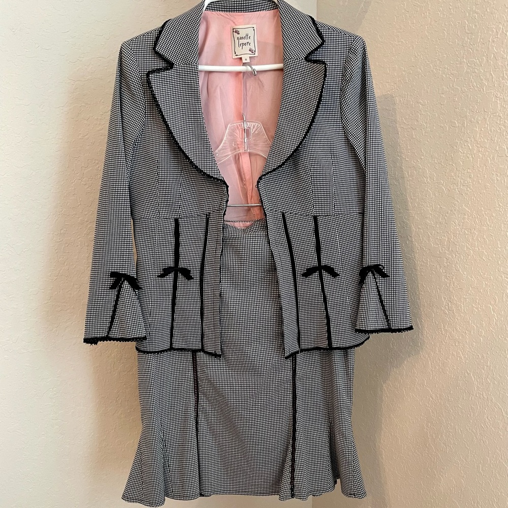EUC Nanette Lepore Jacket And Matching Skirt Set (Sz. Jacket 10, Skirt 8)